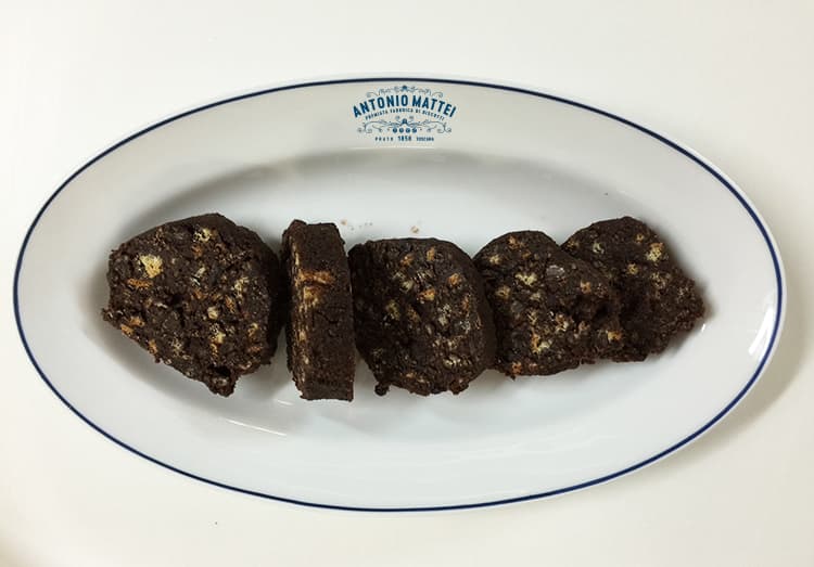 Il &ldquo;salame&rdquo; a base di Biscotti con cioccolato fondente Antonio Mattei